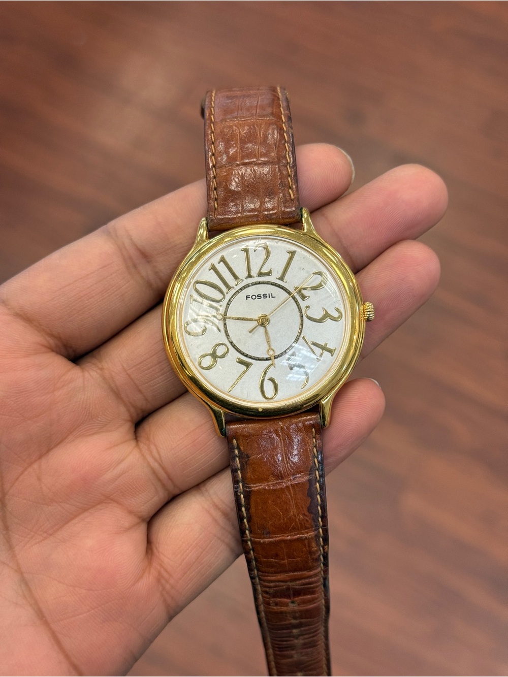 Fossil Gold-Tone men’s  vintage Watch with Cream Dial and Brown Leather Strap